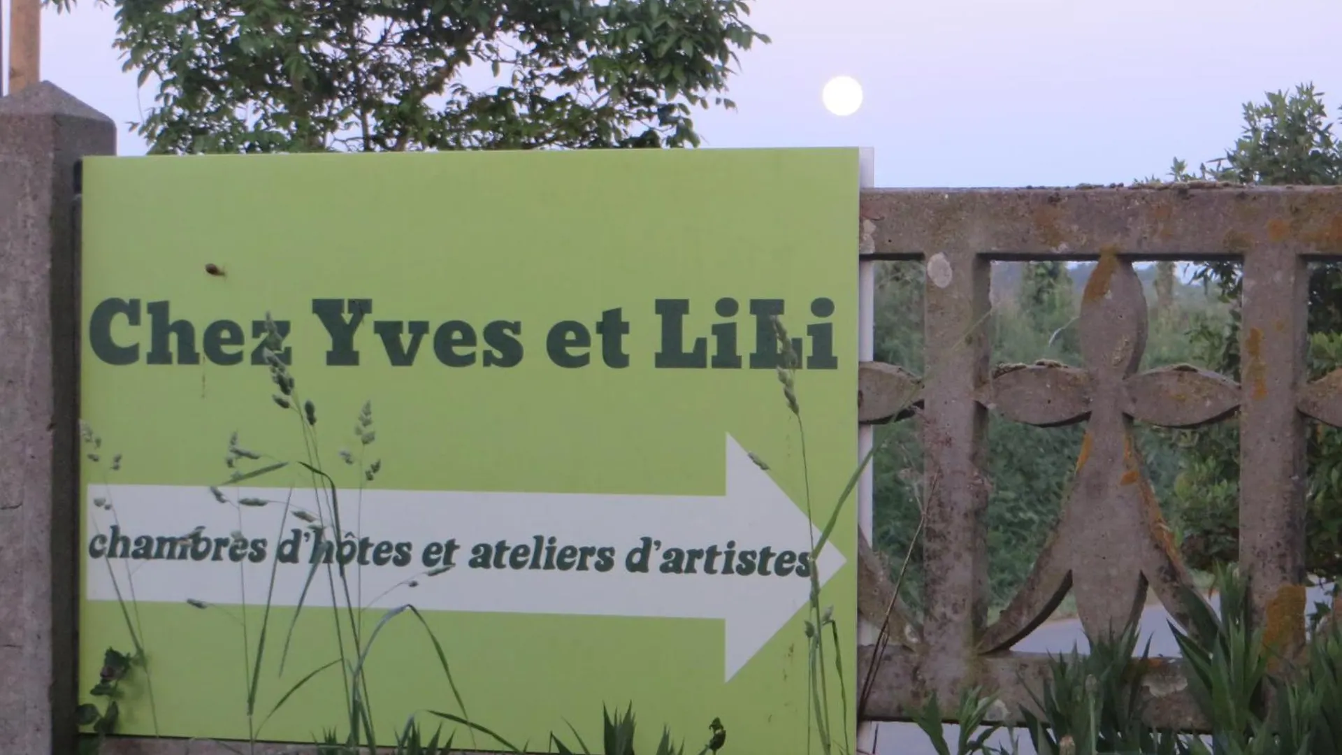 Chambres D'Hotes Chez Yves Et Lili Meillac Francia